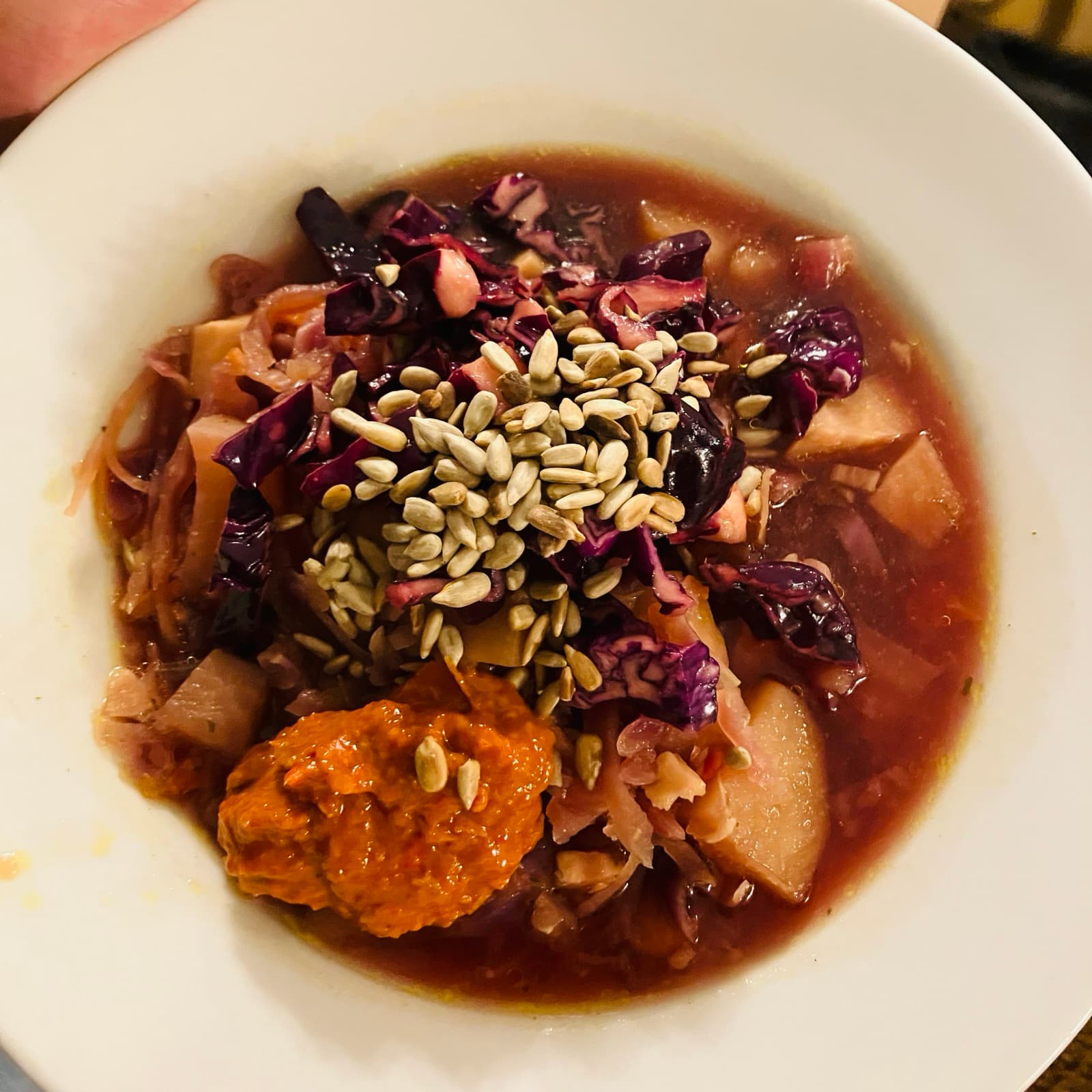 borscht with toppings